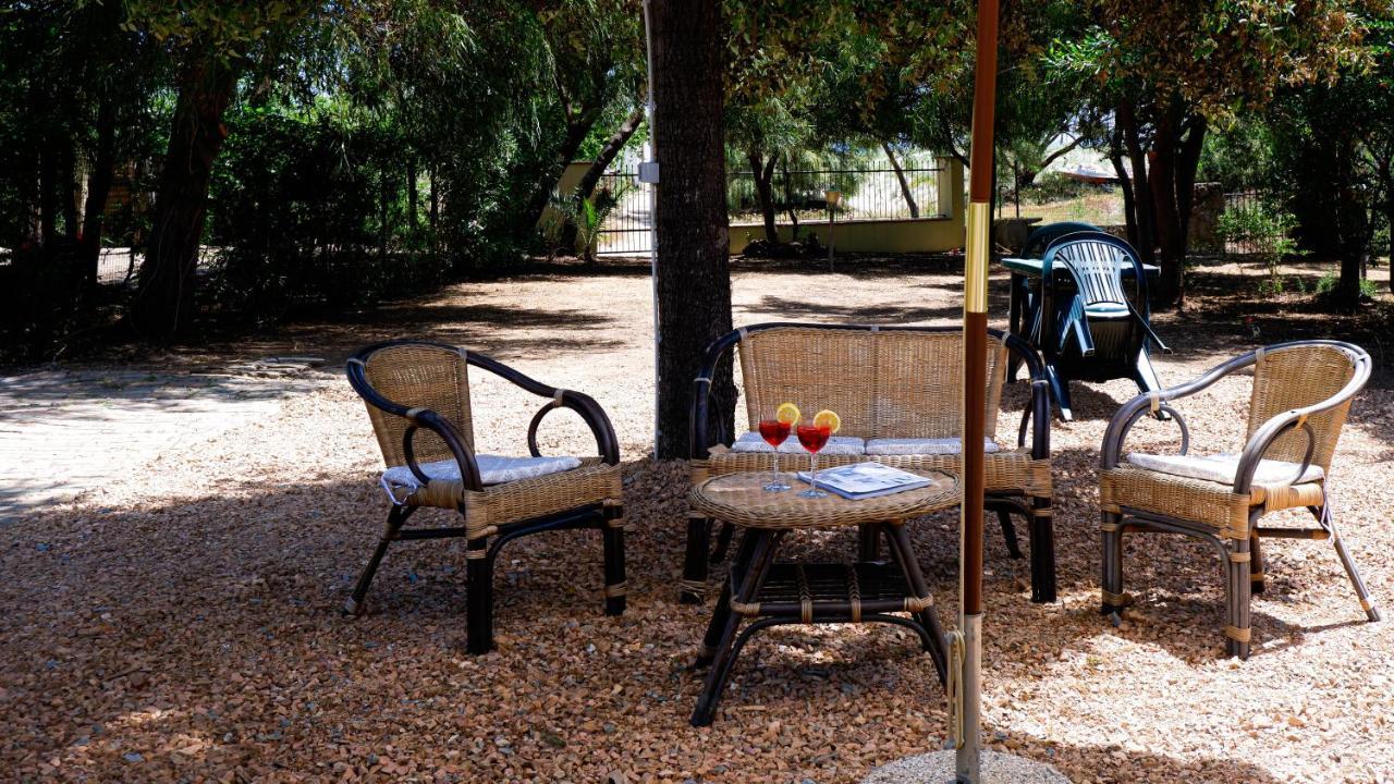 Villa Assunta Tertenìa 外观 照片